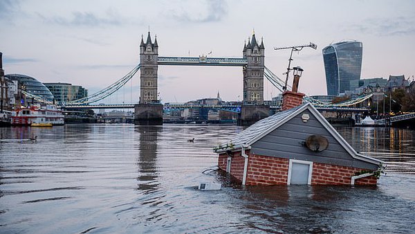 London House Floating